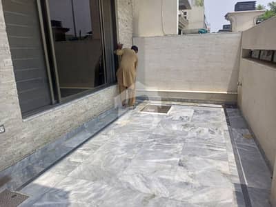 ڈی ۔ 12 اسلام آباد میں 4 کمروں کا 10 مرلہ مکان 3.4 لاکھ میں کرایہ پر دستیاب ہے۔ ڈی ۔ 12 اسلام آباد میں 4 کمروں کا 10 مرلہ مکان 3.4 لاکھ میں کرایہ پر دستیاب ہے۔