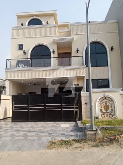 Top Location Brand New 8 Marla House For Sale