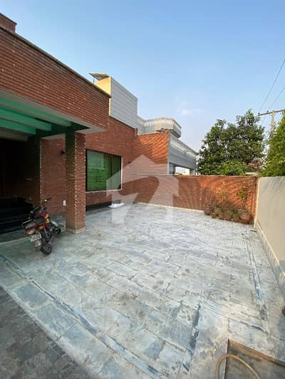 Uper Poration Kanal House For Rent In Superior Garden Near To Bahria Town Lahore Kanal Road
