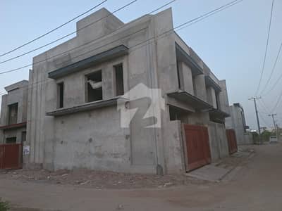 ملتان پبلک سکول روڈ ملتان میں 3 کمروں کا 3 مرلہ مکان 90.0 لاکھ میں برائے فروخت۔ ملتان پبلک سکول روڈ ملتان میں 3 کمروں کا 3 مرلہ مکان 90.0 لاکھ میں برائے فروخت۔