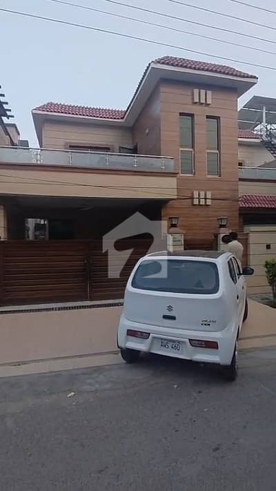 10 Marla 3 Bed House Available For Rent in Askari 11 Sec A