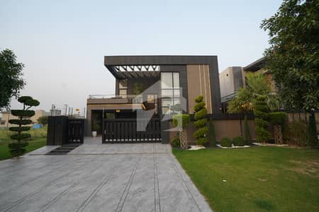 ڈی ایچ اے فیز 7 ڈیفنس (ڈی ایچ اے),لاہور میں 5 کمروں کا 1 کنال مکان 7.25 کروڑ میں برائے فروخت۔ ڈی ایچ اے فیز 7 ڈیفنس (ڈی ایچ اے),لاہور میں 5 کمروں کا 1 کنال مکان 7.25 کروڑ میں برائے فروخت۔