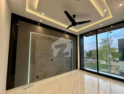 5 Marla Brand New Ultra Modern House For Sale Near Park
