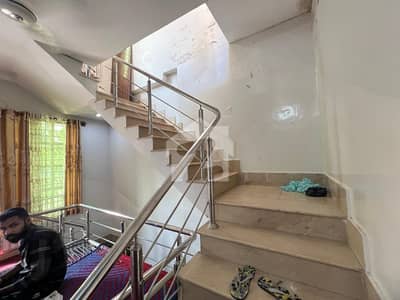 Luxury House Ideal Location 50 Feet Street