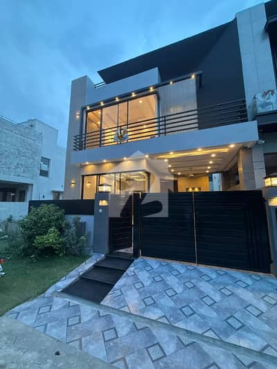 8 Marla Slightly Used House For Sale In DHA RAHBAR 11