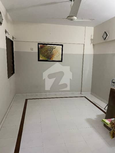 Prime Location 1100 Square Feet Flat For Sale In Karachi