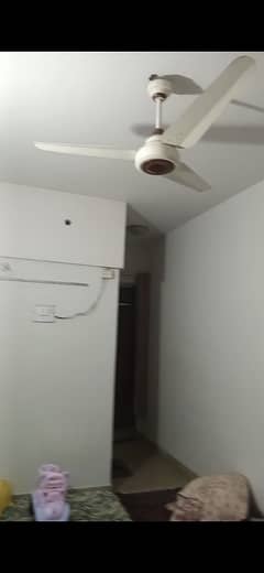 2 Bed Dd 3rd Floor For Rent In Tauheed Commercial