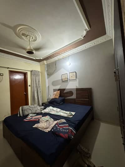 2 Bedrooms 1000 Square Feet Flat For Sale