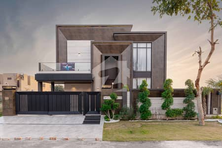 Slightly Used Near To Park 1 Kanal Modern Design Luxury House Slightly Used Near To Park 1 Kanal Modern Design Luxury House
