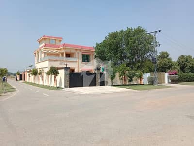 Bedian Road Farm House Sized 4 Kanal Is Available