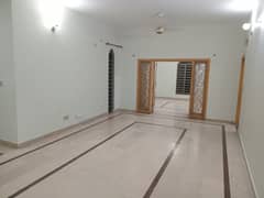 1 Kanal Beautiful House Upper Portion