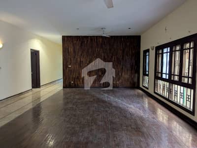 Well Maintained 500 Yards 3 Bedroom Upper Portion Is Available For Rent In DHA Phase 6 Well Maintained 500 Yards 3 Bedroom Upper Portion Is Available For Rent In DHA Phase 6