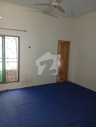 5 MARLA NEW UPPER PORTION NEAR UMT ALL FACILITIES AVAILABLE BEST OPTION FOR STUDENTS AND JOB HOLDERS.