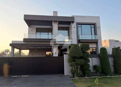 ڈی ایچ اے فیز 6 ڈیفنس (ڈی ایچ اے),لاہور میں 5 کمروں کا 1 کنال مکان 8.5 کروڑ میں برائے فروخت۔ ڈی ایچ اے فیز 6 ڈیفنس (ڈی ایچ اے),لاہور میں 5 کمروں کا 1 کنال مکان 8.5 کروڑ میں برائے فروخت۔