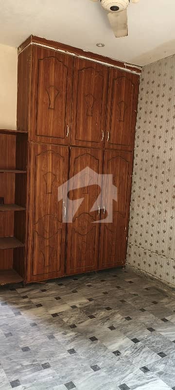10 Marla Facing Park Lower Portion For Rent
