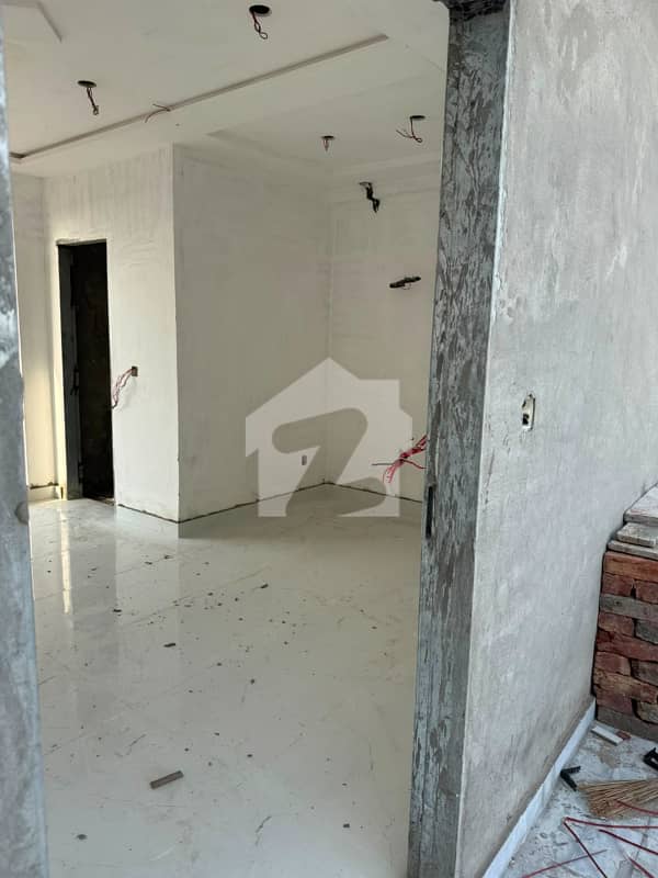 پارک ویو سٹی لاہور میں 4 مرلہ Studio عمارت 4.5 لاکھ میں کرایہ پر دستیاب ہے۔ پارک ویو سٹی لاہور میں 4 مرلہ Studio عمارت 4.5 لاکھ میں کرایہ پر دستیاب ہے۔