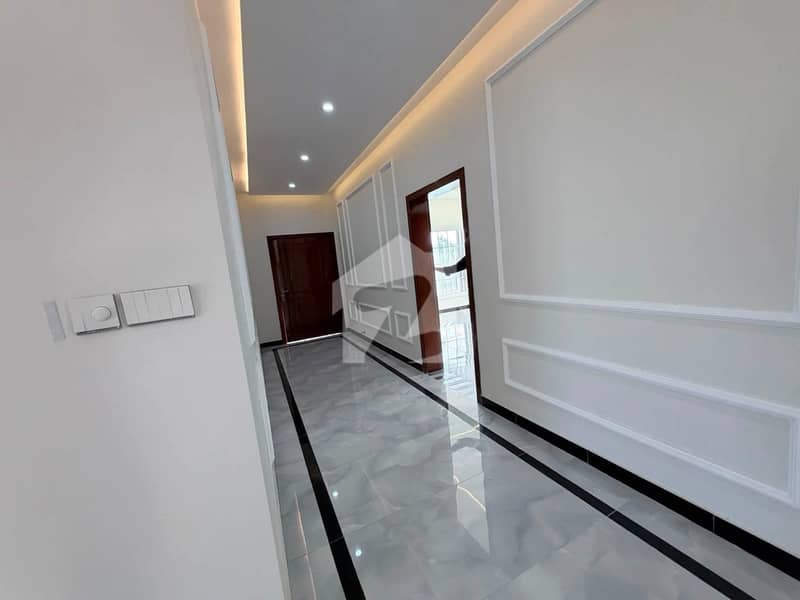 BRAND NEW HOUSE IN F10 BRAND NEW HOUSE IN F10
