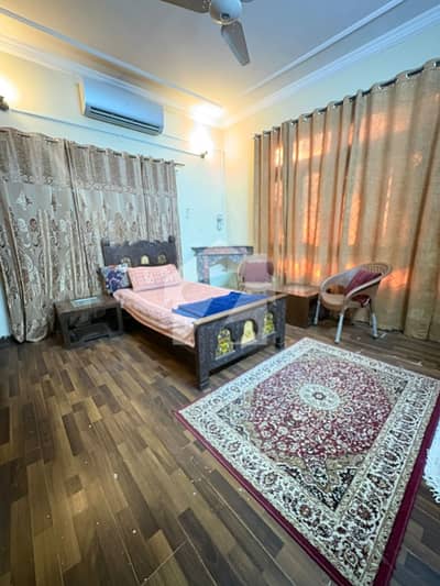Fully Furnished Room Available For Rent In G11 Only For Female