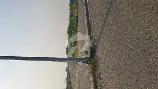 ڈی ایچ اے فیز 7 - بلاک وائے فیز 7,ڈیفنس (ڈی ایچ اے),لاہور میں 2 کنال رہائشی پلاٹ 9.0 کروڑ میں برائے فروخت۔ ڈی ایچ اے فیز 7 - بلاک وائے فیز 7,ڈیفنس (ڈی ایچ اے),لاہور میں 2 کنال رہائشی پلاٹ 9.0 کروڑ میں برائے فروخت۔