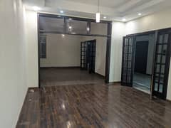 DHA Phase 4, Block EE, 10 Marla, 03 Bed, Luxury House For Rent Original Pics Attached