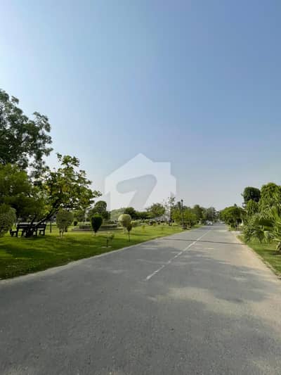 لیک سٹی۔ سیکٹر ایم 7 ۔ بلاک سی 3 لیک سٹی ۔ سیکٹرایم ۔ 7,لیک سٹی,رائیونڈ روڈ,لاہور میں 7 مرلہ رہائشی پلاٹ 1.43 کروڑ میں برائے فروخت۔ لیک سٹی۔ سیکٹر ایم 7 ۔ بلاک سی 3 لیک سٹی ۔ سیکٹرایم ۔ 7,لیک سٹی,رائیونڈ روڈ,لاہور میں 7 مرلہ رہائشی پلاٹ 1.43 کروڑ میں برائے فروخت۔