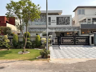1 Kanal Top Quality Build Luxurious Beautiful Ultra Modern Design Villa Full Furnished For Sale In DHA Lahore Phase 6 Prime Location 1 Kanal Top Quality Build Luxurious Beautiful Ultra Modern Design Villa Full Furnished For Sale In DHA Lahore Phase 6 Prime Location