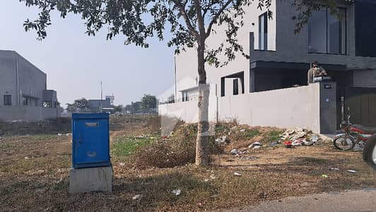 1 kanal DB Pole clear in Dha Phase 7 Block Z1