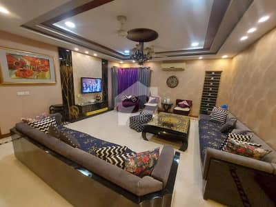 ڈی ایچ اے فیز 5 ڈیفنس (ڈی ایچ اے),لاہور میں 5 کمروں کا 2 کنال مکان 19.96 کروڑ میں برائے فروخت۔ ڈی ایچ اے فیز 5 ڈیفنس (ڈی ایچ اے),لاہور میں 5 کمروں کا 2 کنال مکان 19.96 کروڑ میں برائے فروخت۔