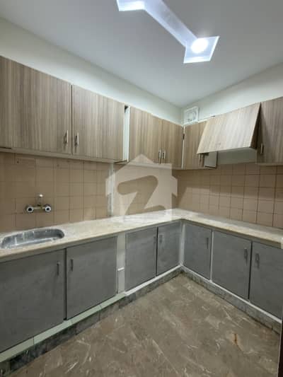Ground plus 1 maintain house Ground plus 1 maintain house