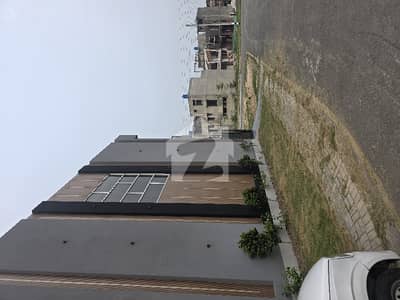 05-Marla Corner Double Story Ultra Modern Luxury Full House Is Available For Rent