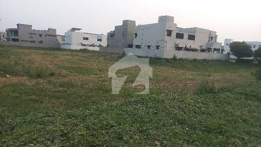 ڈی ایچ اے فیز 6 ڈیفنس (ڈی ایچ اے),لاہور میں 1 کنال رہائشی پلاٹ 7.0 کروڑ میں برائے فروخت۔ ڈی ایچ اے فیز 6 ڈیفنس (ڈی ایچ اے),لاہور میں 1 کنال رہائشی پلاٹ 7.0 کروڑ میں برائے فروخت۔