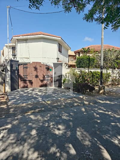 500 Square Yards OLD House 4-5 Bed For Sale At Ghazi between Badar-Hilal DHA Phase 6, Karachi