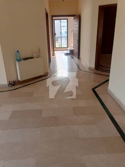 3 Bed Upper Portion For Rent E, 11