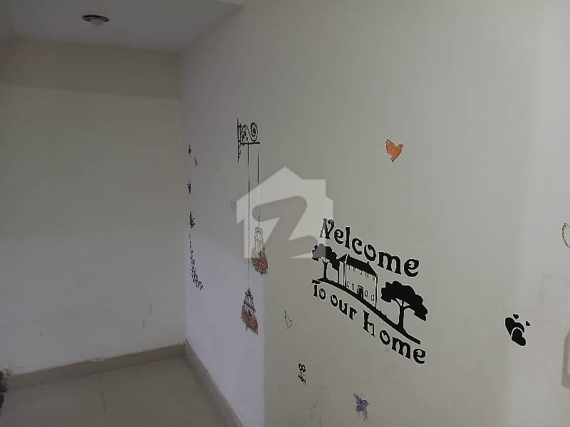 Banglow Facing Furnished Apartment For Sale Banglow Facing Furnished Apartment For Sale