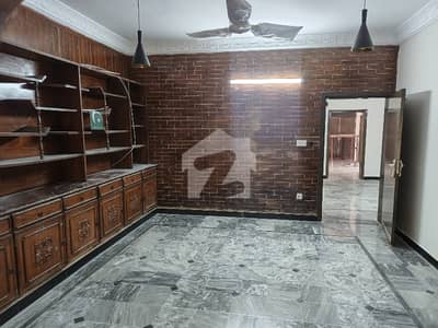 Uppar Portion 4 Bedroom 4 Bath Tile Flooring
