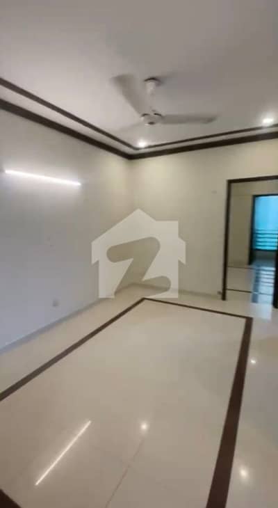 بخاری کمرشل ایریا ڈی ایچ اے فیز 6,ڈی ایچ اے ڈیفینس,کراچی میں 3 کمروں کا 7 مرلہ فلیٹ 1.5 لاکھ میں کرایہ پر دستیاب ہے۔ بخاری کمرشل ایریا ڈی ایچ اے فیز 6,ڈی ایچ اے ڈیفینس,کراچی میں 3 کمروں کا 7 مرلہ فلیٹ 1.5 لاکھ میں کرایہ پر دستیاب ہے۔