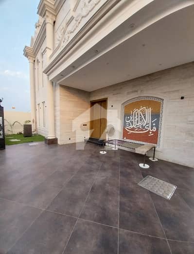 10 Marla Brand New House For Rent 10 Marla Brand New House For Rent