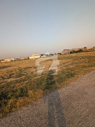 5 Marla Solid Sun Face Plot Block B Faisal Hills For Sale