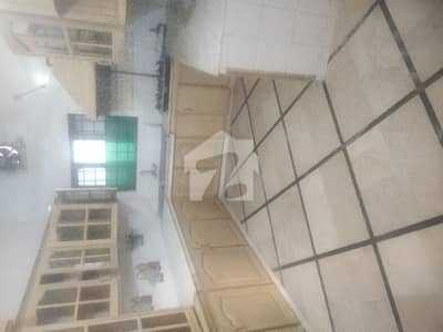 Beautiful Upper Portion Separate Gate Available For Rent In G-11