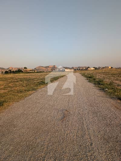 5 Marla Solid Sun Face Plot Block B Faisal Hills For Sale