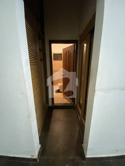 Big Bukhri Comm 3rd Floor For Rent 2 Bedrooms Big Bukhri Comm 3rd Floor For Rent 2 Bedrooms