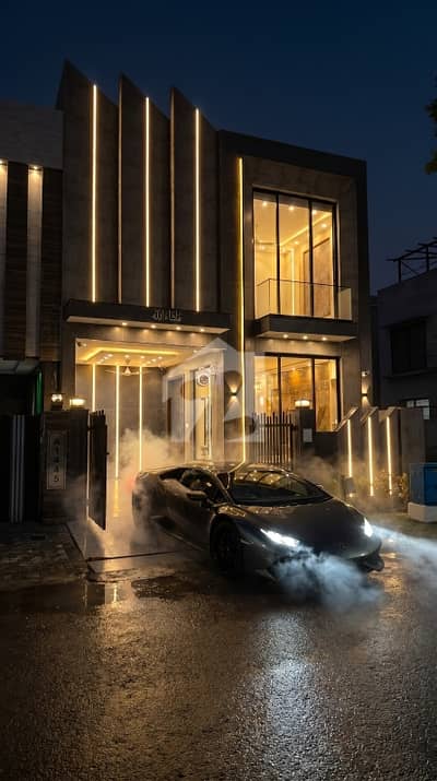 *5 Marla Ultra-Luxury Bungalow For Rent in DHA Phase 9 Town, Lahore*