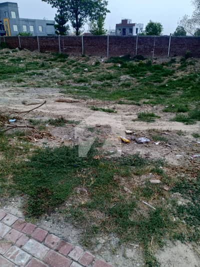 Plot Available For Sale jinhha block 10 Marla plot