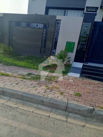 10 Marla ground Flor for Rent