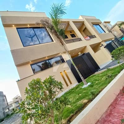بحریہ ٹاؤن فیز 8 بحریہ ٹاؤن راولپنڈی,راولپنڈی میں 3 کمروں کا 5 مرلہ مکان 2.49 کروڑ میں برائے فروخت۔ بحریہ ٹاؤن فیز 8 بحریہ ٹاؤن راولپنڈی,راولپنڈی میں 3 کمروں کا 5 مرلہ مکان 2.49 کروڑ میں برائے فروخت۔