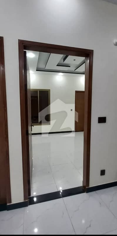 گلشنِ اقبال - بلاک 2 گلشنِ اقبال,گلشنِ اقبال ٹاؤن,کراچی میں 3 کمروں کا 10 مرلہ بالائی پورشن 3.3 کروڑ میں برائے فروخت۔ گلشنِ اقبال - بلاک 2 گلشنِ اقبال,گلشنِ اقبال ٹاؤن,کراچی میں 3 کمروں کا 10 مرلہ بالائی پورشن 3.3 کروڑ میں برائے فروخت۔