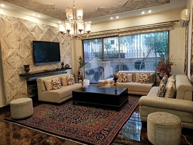 ڈی ایچ اے فیز 6 ڈیفنس (ڈی ایچ اے),لاہور میں 5 کمروں کا 1 کنال مکان 8.99 کروڑ میں برائے فروخت۔ ڈی ایچ اے فیز 6 ڈیفنس (ڈی ایچ اے),لاہور میں 5 کمروں کا 1 کنال مکان 8.99 کروڑ میں برائے فروخت۔