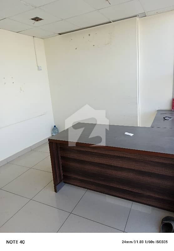OFFICE FOR RENT OFFICE FOR RENT