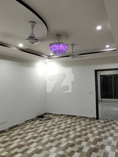 Bahria Town Overses -5 10MR Upper Portion For Rent