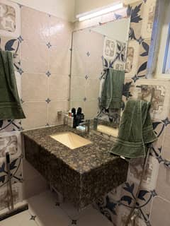 URGENT SALE E-11/4, ISLAMABAD